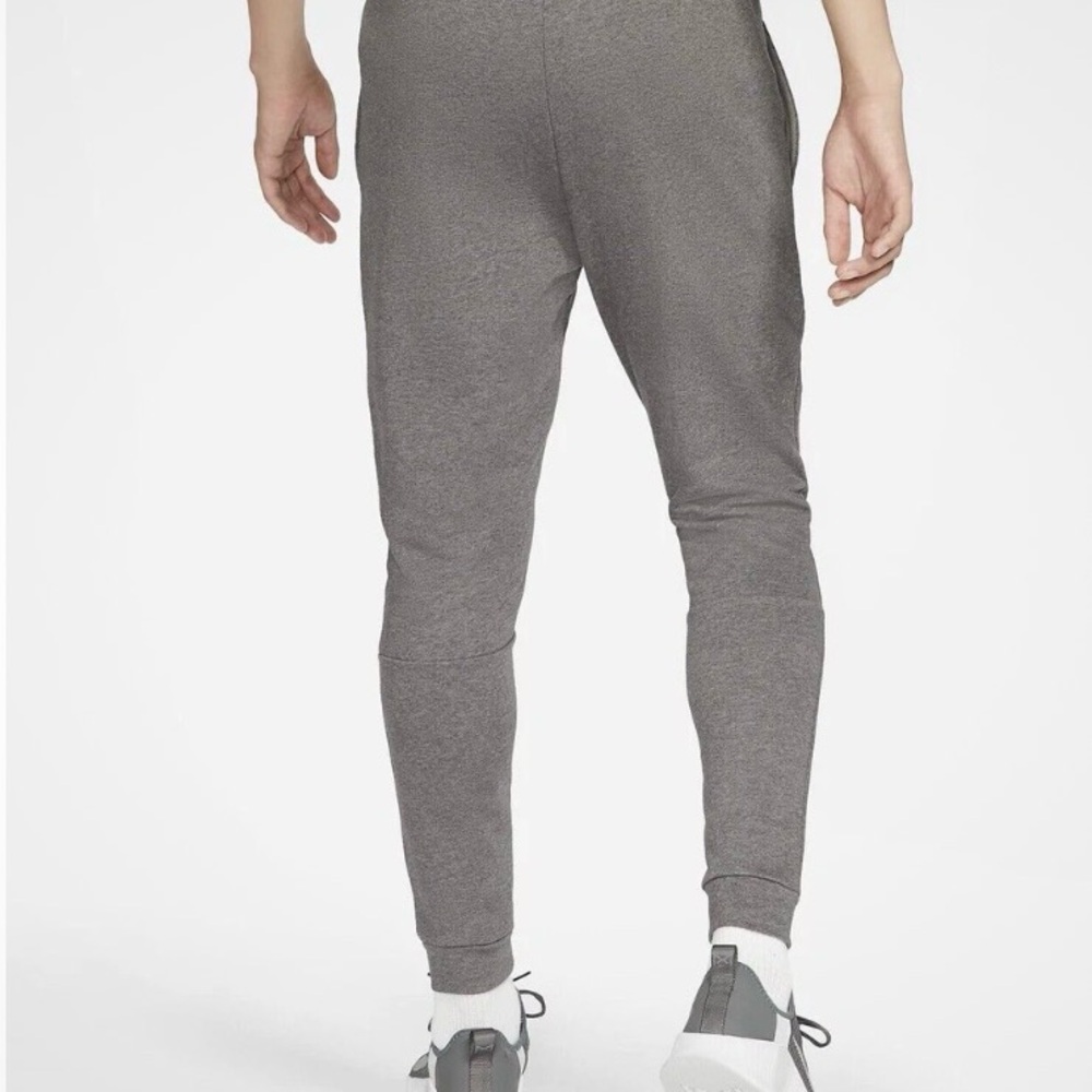 Nike Dry Men's Dri-FIT Taper Fitness  Pants Gray size large - Picture 2 of 8